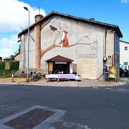 Jolie Maison De Bourg Tout Equipee 10Km D'Ambert Saint-Amant-Roche-Savine Номер фото